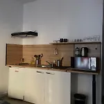 Studio Centre شقة *