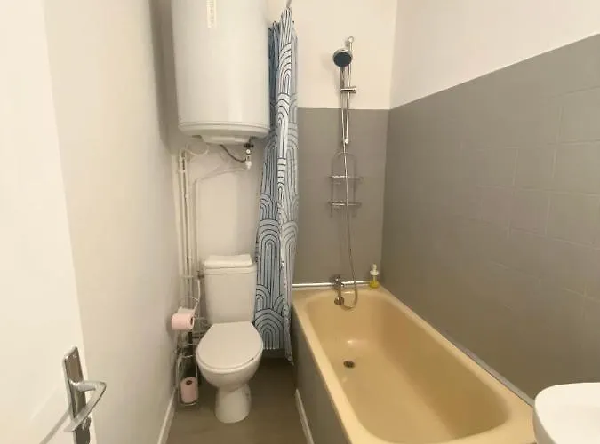 Appartement Studio Centre *